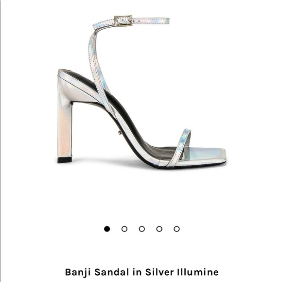 TONY BIANCO SILVER HEELS - SIZE 9.5 - Picture 1 of 5